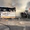 Vasto incendio in un capannone industriale a Napoli, l'intervento dei Vigili del Fuoco