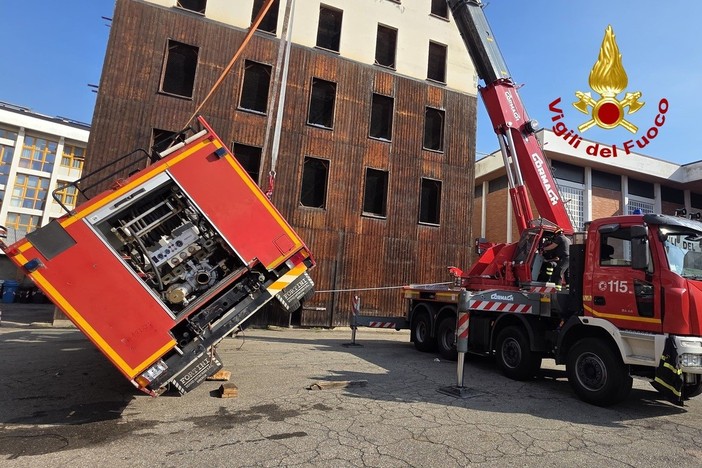 Nuove abilitazioni sulle Autogrù dei Vigili del Fuoco, c’è anche Biella Nuove abilitazioni sulle Autogrù dei Vigili del Fuoco, c’è anche Biella