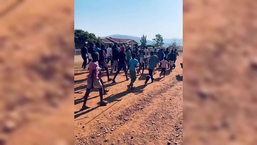 Proteste anti-immigrazione in Sudafrica, la marcia contro gli irregolari Proteste anti-immigrazione in Sudafrica, la marcia contro gli irregolari