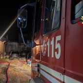 Vigili del Fuoco di Santhià a Viverone per un incendio abitazione Vigili del Fuoco di Santhià a Viverone per un incendio abitazione