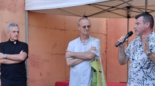 Valdilana, 300 anni di costumi e maschere di Carnevale: a Valle Mosso il taglio del nastro della mostra (foto dalla pagina Facebook di Comune di Valdilana)