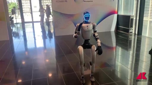 Forum Pa, ecco Ettore: il robot umanoide che fa la guida nei musei﻿
