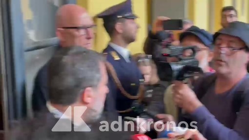 Scontri a Milano, Salvini: "Chi vuol tornare a saccheggiare non la passerà liscia" Scontri a Milano, Salvini: "Chi vuol tornare a saccheggiare non la passerà liscia"