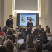 “Una Vita da Social – Action Week”: la Polizia Postale di Vercelli nelle scuole per prevenire bullismo e cyberbullismo