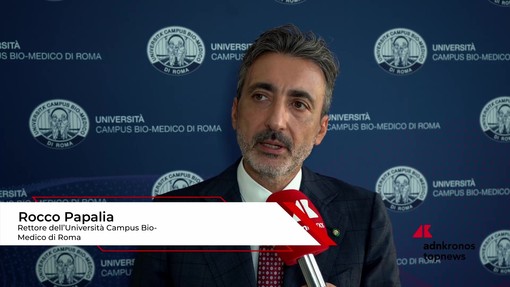Papalia (Rettore UCBM): "La Scuola di Dottorato di Ricerca si immette in un nuovo sistema di ricerca, quella dell'internazionalizzazione e della formazione" Papalia (Rettore UCBM): "La Scuola di Dottorato di Ricerca si immette in un nuovo sistema di ricerca, quella dell'internazionalizzazione e della formazione"