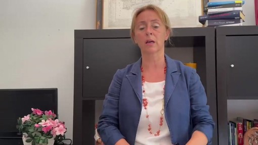 Ragazzo accoltellato a Trani, sindaca di Andria: "Non siamo in un film, è allarme sociale" Ragazzo accoltellato a Trani, sindaca di Andria: "Non siamo in un film, è allarme sociale"