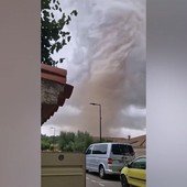 Tornado devasta un paese nel sud della Francia, danneggiate centinaia di case
