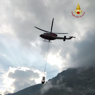 Mucca bloccata in zona impervia, operazione di recupero in alta Valsessera (foto di repertorio)