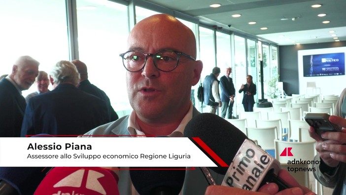 Salone Nautico, Piana (Regione Liguria): "Grande opportunità di sviluppo, risposta concreta a startup e innovazione" Salone Nautico, Piana (Regione Liguria): "Grande opportunità di sviluppo, risposta concreta a startup e innovazione"