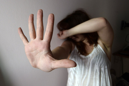 YouPol, l’app della Polizia di Stato si aggiorna e prevede la possibilità di segnalare le violenze domestiche YouPol, l’app della Polizia di Stato si aggiorna e prevede la possibilità di segnalare le violenze domestiche