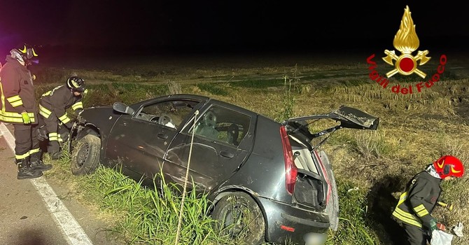 Dal Nord/Ovest: Incidente stradale sulla SP04, intervengono i Vigili del Fuoco