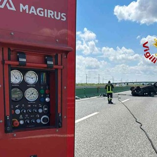 Incidente stradale sulla A4, intervengono i Vigili del fuoco.