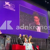 Venezia 83, Scamarcio: "Dedico questo premio a tutti i papà del mondo e anche al mio"