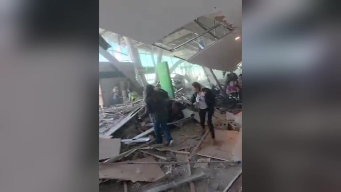 Terremoto in Colombia, crolli all'aeroporto di Pereira: le immagini dei danni