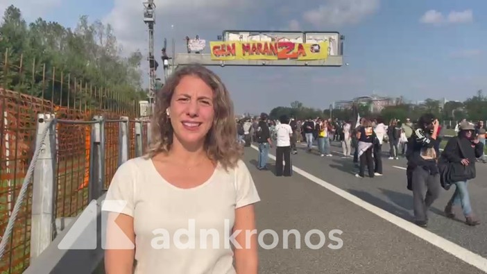 Cortei Milano, la 'generazione maranza' blocca la tangenziale Estnews della nostra inviata Cortei Milano, la 'generazione maranza' blocca la tangenziale Estnews della nostra inviata