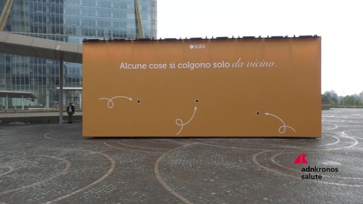 Malattie renali rare, a CityLife a Milano l'installazione di Sobi Italia per sensibilizzare i cittadini