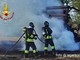Dal Nord/Ovest: Incendio mezzo agricolo sulla Strada Statale SP 31 bis, Vigili del Fuoco