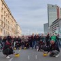 Ex Ilva, terzo giorno di protesta a Genova: "Non accettiamo chiusura e ammortizzatori sociali"