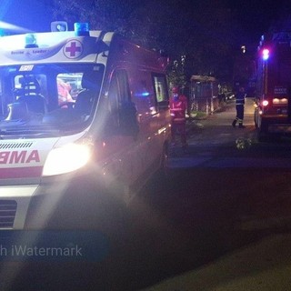 Valdilana, a fuoco elettrodomestico in piena notte con fumo in casa: due persone in ospedale (foto di repertorio)