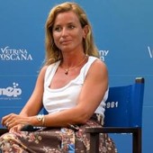Beatrice Venezi replica alle polemiche: "Dirigere in Russia? Sono un'artista libera" Beatrice Venezi replica alle polemiche: "Dirigere in Russia? Sono un'artista libera"