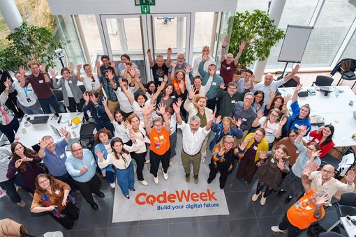 EU CodeWeek, Fondazione LINKS guida lo sviluppo di competenze digitali in Italia EU CodeWeek, Fondazione LINKS guida lo sviluppo di competenze digitali in Italia