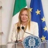 Governo, sulla stampa estera il record di stabilità: "Meloni fa la storia politica dell'Italia"