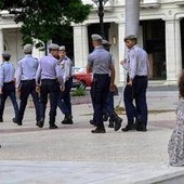"Trump potrebbe veramente attaccare Cuba". Il cambio di strategia che scuote l'Avana "Trump potrebbe veramente attaccare Cuba". Il cambio di strategia che scuote l'Avana