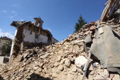 Decennale Terremoto Centro Italia, Mattarella: "Pagina drammatica della Repubblica". Meloni: "Non dimenticheremo" Decennale Terremoto Centro Italia, Mattarella: "Pagina drammatica della Repubblica". Meloni: "Non dimenticheremo"