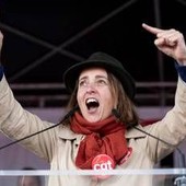 Francia, sindacati verso sciopero generale il 5 novembre
