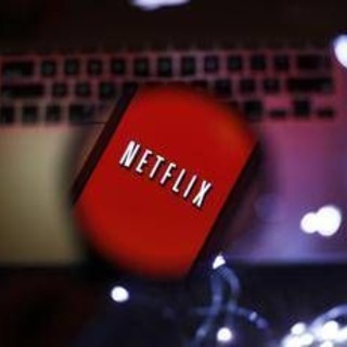 Netflix, tribunale: "Illegittimi aumenti abbonamenti 2017-24, rimborsi fino a 500 euro"