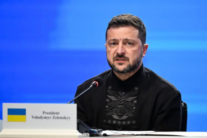 Ucraina, Zelensky “Pronti per colloqui, serve pace dignitosa” Ucraina, Zelensky “Pronti per colloqui, serve pace dignitosa”