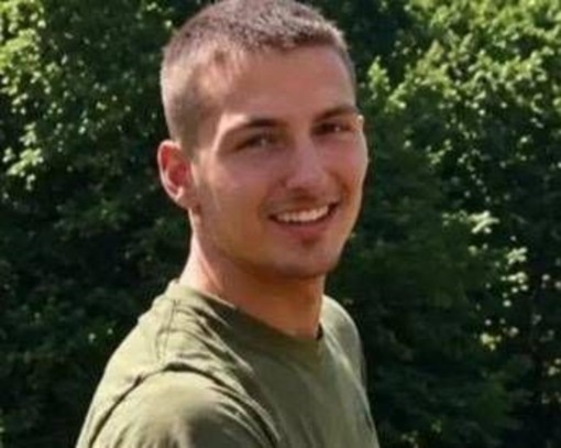 Domani i funerali di Andrea Moretti, l'operaio morto al Colosseo. Giuli: "Parteciperò in forma privata" Domani i funerali di Andrea Moretti, l'operaio morto al Colosseo. Giuli: "Parteciperò in forma privata"