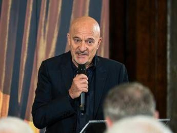 David Donatello, show di Claudio Bisio al Quirinale con battuta su 'caso Minetti'