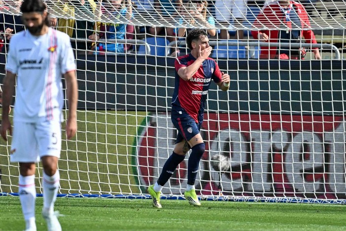 Sebastiano Esposito regala il successo al Cagliari: Cremonese ko 1-0 Sebastiano Esposito regala il successo al Cagliari: Cremonese ko 1-0