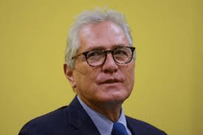 Intelligenza artificiale un'opportunità, ma il primato è dell'uomo Intelligenza artificiale un'opportunità, ma il primato è dell'uomo