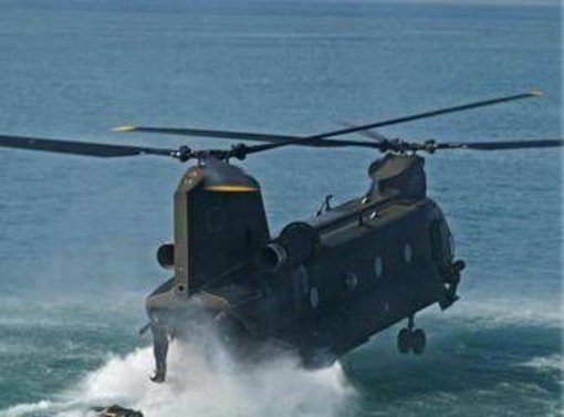 Elicottero italiano caduto in Bosnia, l'identikit del CH-47 Elicottero italiano caduto in Bosnia, l'identikit del CH-47
