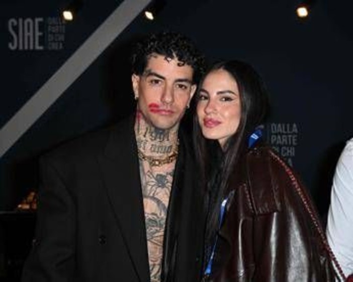 Giulia De Lellis: "La nuova vita in 3 è meravigliosa, ma faticosa" Giulia De Lellis: "La nuova vita in 3 è meravigliosa, ma faticosa"