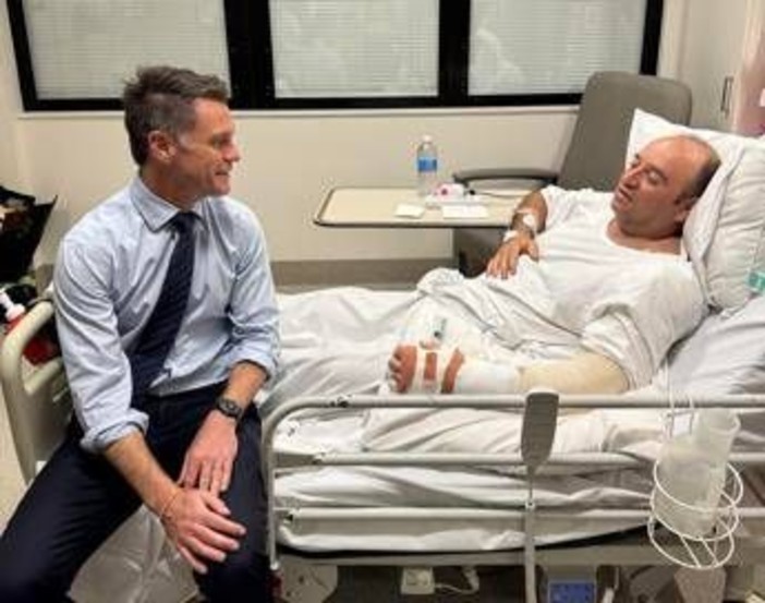 L'eroe di Bondi Beach, le fake news per colpa di Grok e la vera storia di Ahmed