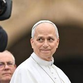 Papa Leone al Gemelli, oggi il ricovero per la rimozione del nodulo al polmone Papa Leone al Gemelli, oggi il ricovero per la rimozione del nodulo al polmone