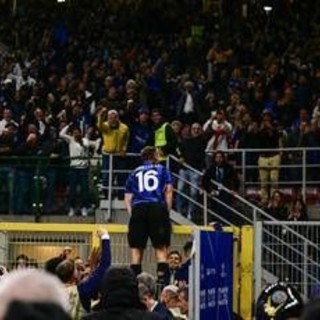 Inter-Barcellona, arresto cardiaco a San Siro per un tifoso: &quot;Defibrillato 4 volte&quot;