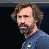 Pirlo bocciato e la bufera per il caso Russia, da Abodi a La Russa: la politica giudica il pallone