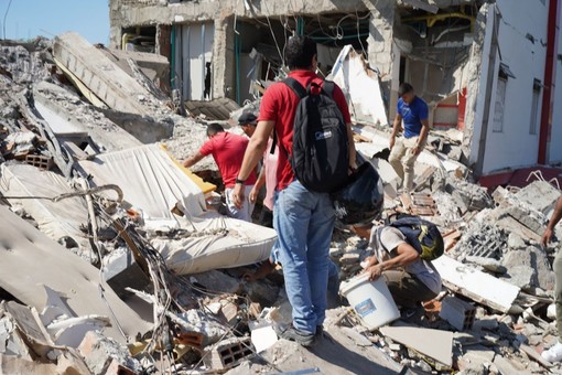 Colombia, il bilancio delle vittime del terremoto sale a 111 Colombia, il bilancio delle vittime del terremoto sale a 111