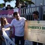 Pontida, Lega intitola pratone a Bossi. Salvini accolto da ovazione: "Si vince uniti"