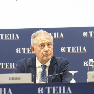 Caro carburanti, Urso “Price cap successo italiano che stupisce l’Europa”