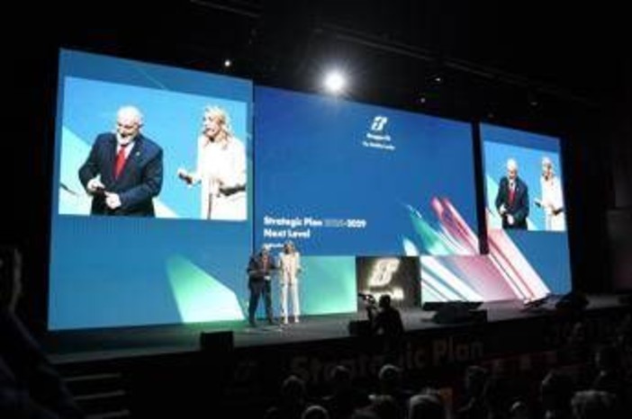 Donnarumma: &quot;Risultato netto positivo nel 2025&quot;