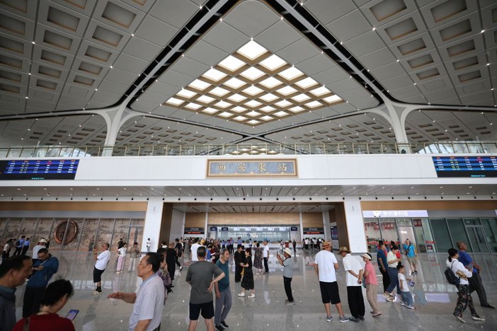 Cina, oltre 900 milioni di spostamenti ferroviari nel picco estivo Cina, oltre 900 milioni di spostamenti ferroviari nel picco estivo