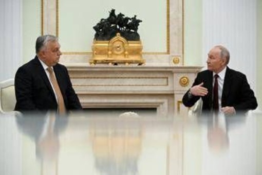 Ucraina, il piano di Orban per dopoguerra: "Kiev cuscinetto tra Russia e Nato" Ucraina, il piano di Orban per dopoguerra: "Kiev cuscinetto tra Russia e Nato"