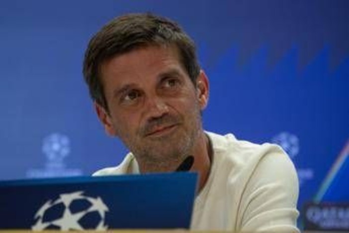 Chivu fa mea culpa per le due sconfitte in Champions: "Io il responsabile, devo trovare la chiave giusta" Chivu fa mea culpa per le due sconfitte in Champions: "Io il responsabile, devo trovare la chiave giusta"
