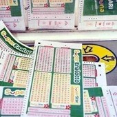 SuperEnalotto, nessun '6' né '5+1': jackpot sale a 197 milioni di euro SuperEnalotto, nessun '6' né '5+1': jackpot sale a 197 milioni di euro