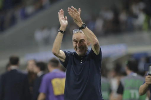 Sarri sfida il suo passato “Juve capitolo chiuso, per l’Atalanta match duro”